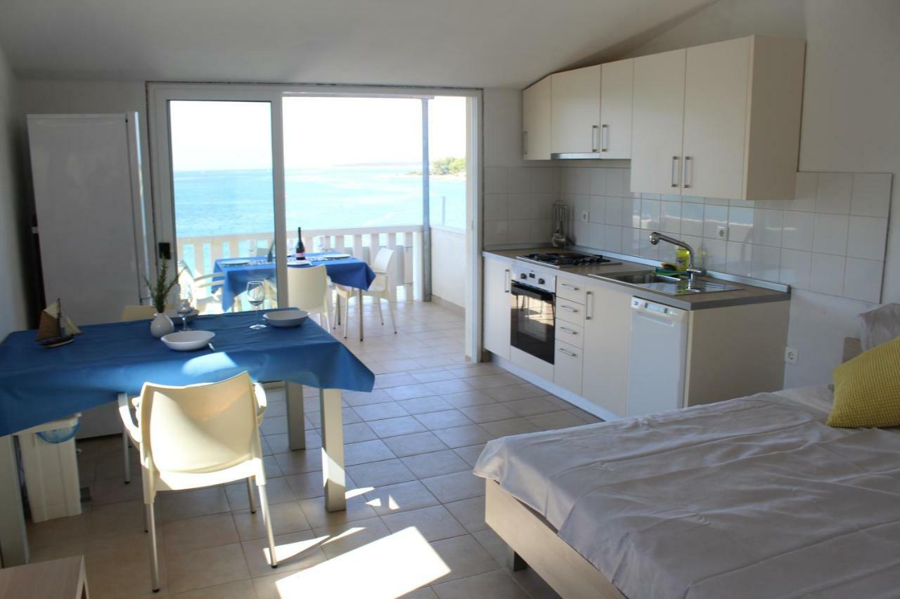 וולה לוקה Apartments Andrea מראה חיצוני תמונה